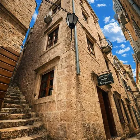 Old Town Youth Hostel-3